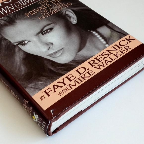 Nicole Brown Simpson: The Private Diary of A Life Interrupted By Faye D Resnick - Picture 3 of 10